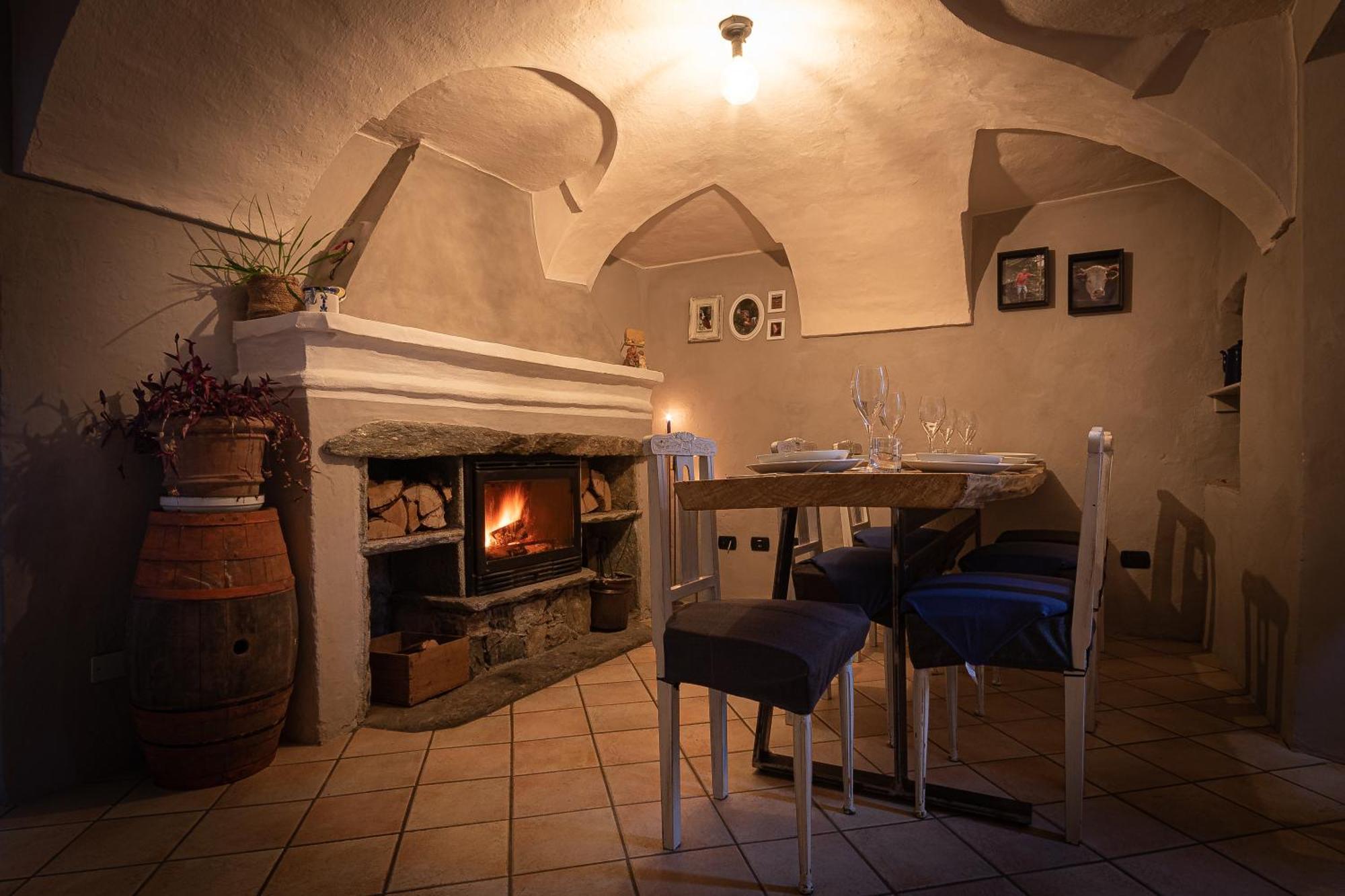 Settimo Vittone Relais Del Brigante B&B 외부 사진
